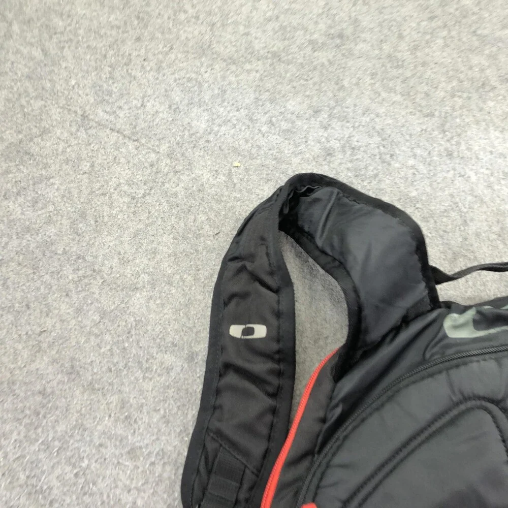 Oakley Black 19